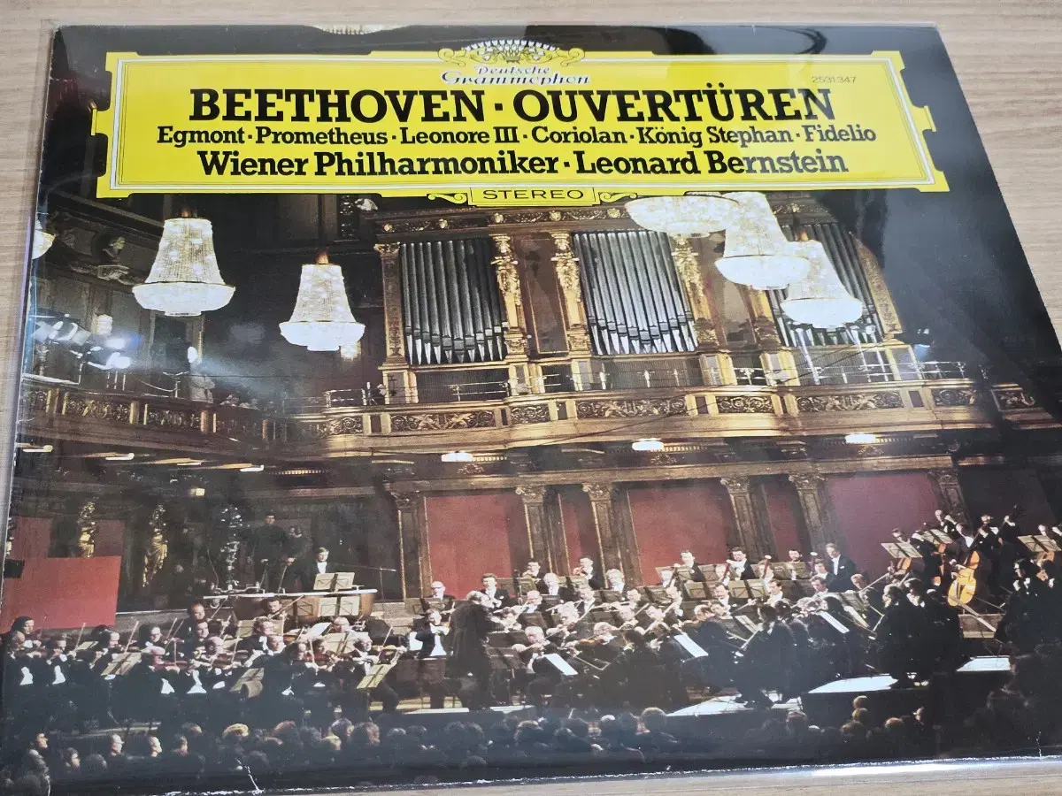 Beethoven: Ouverturen - Bernstein (수입LP)